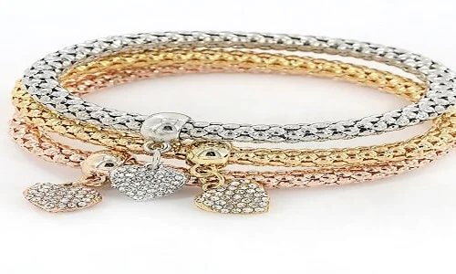 ما تأويل ابن سيرين لرؤية الغوايش الفالصو في المنام؟