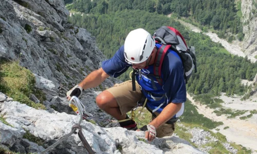 اعرف أهم 100 تفسير لابن سيرين لحلم صعود الجبال في المنام