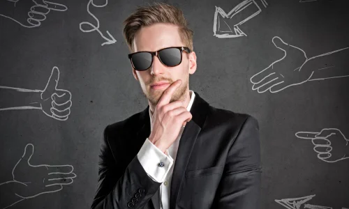 صفات الصديق النرجسي وكيفية حماية نفسك منه