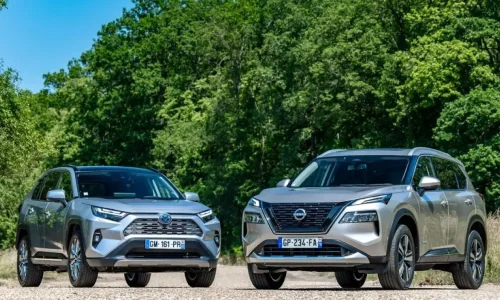 مقارنة: سيارات السيدان ضد SUV (أيهما مناسب لك؟)