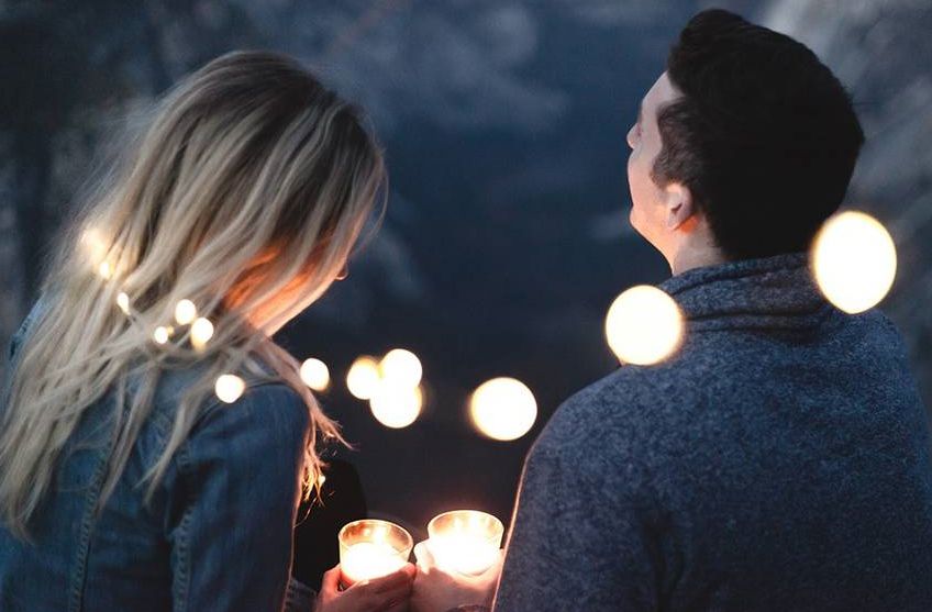 تفسير حلم حبيبي يتحدث مع اهلي لابن سيرين