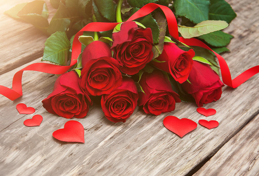 أهم 20 تفسير لحلم الورد لابن سيرين