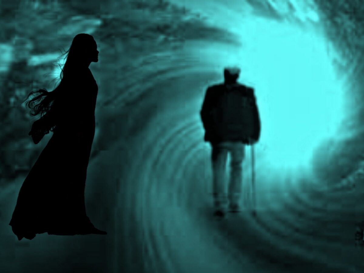 تفسير المشي مع الميت في المنام لابن سيرين