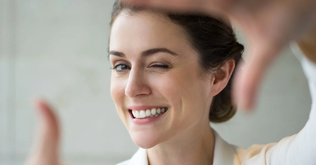 أهم تفسيرات رؤية الابتسامة في المنام لابن سيرين