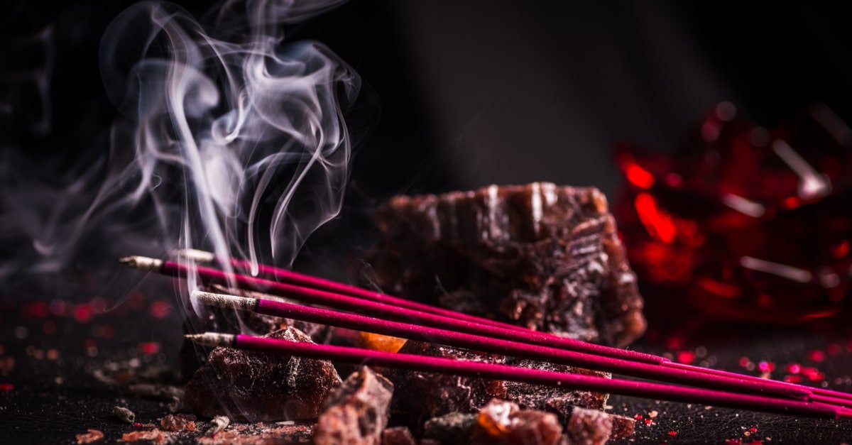 تأويلات ابن سيرين عن رؤية البخور في المنام للمتزوجه