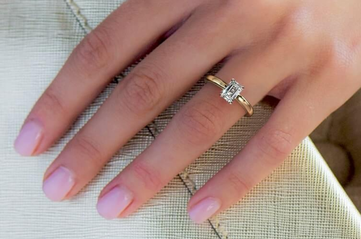 تعرف على تفسير حلم لبس الخاتم في المنام لابن سيرين