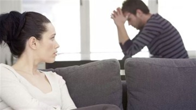 تفسير حلمت اني مع طليقي في بيت جديد لابن سيرين