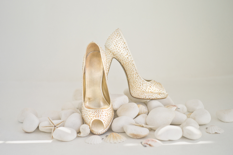 ما تفسير حلم شراء حذاء جديد للمتزوجة لابن سيرين