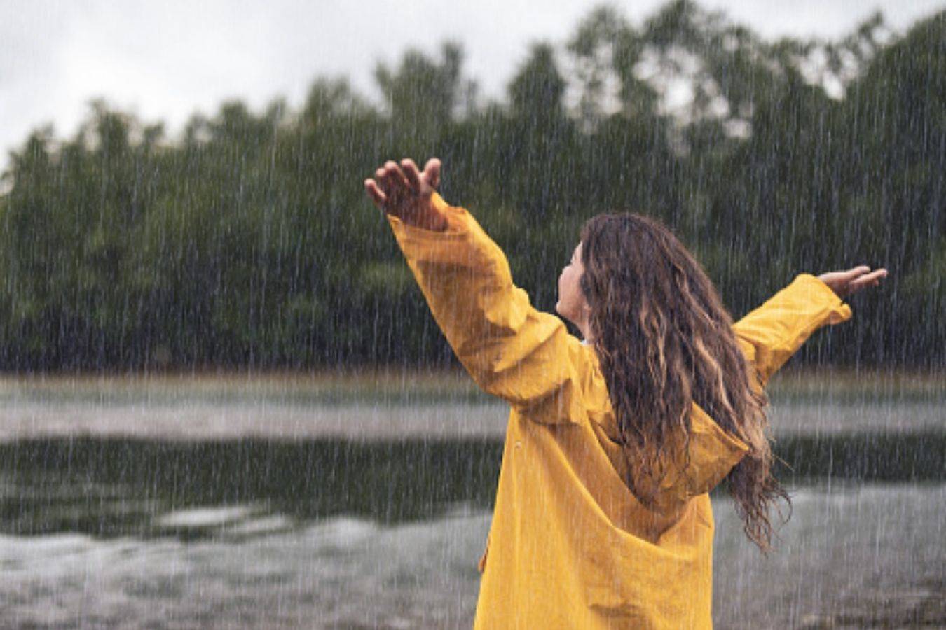 تفسير رؤية الأمطار الغزيرة في المنام لابن سيرين