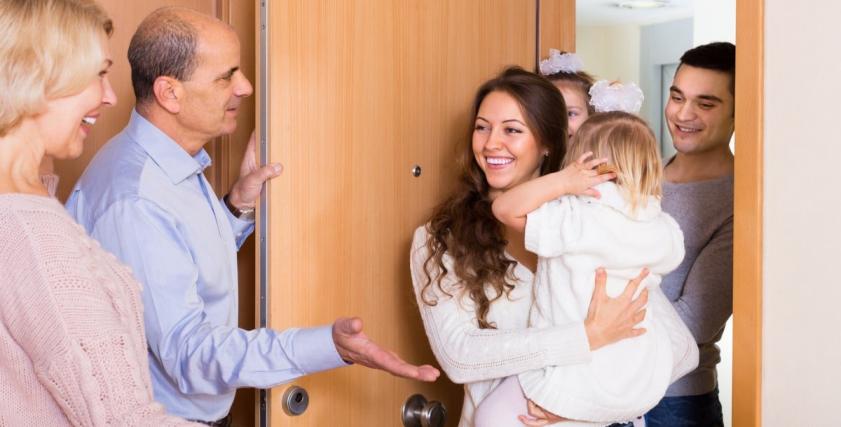 تفسير رؤية الأقارب في المنام لابن سيرين