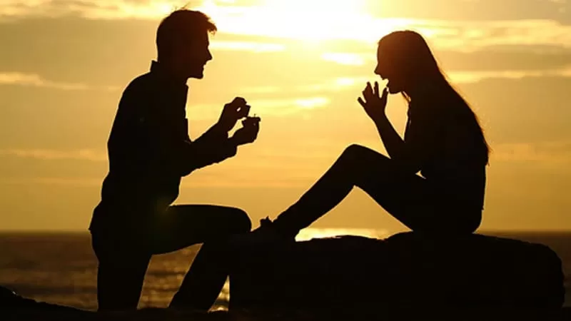 ما تفسير حلم شاب جميل يريد الزواج مني لابن سيرين