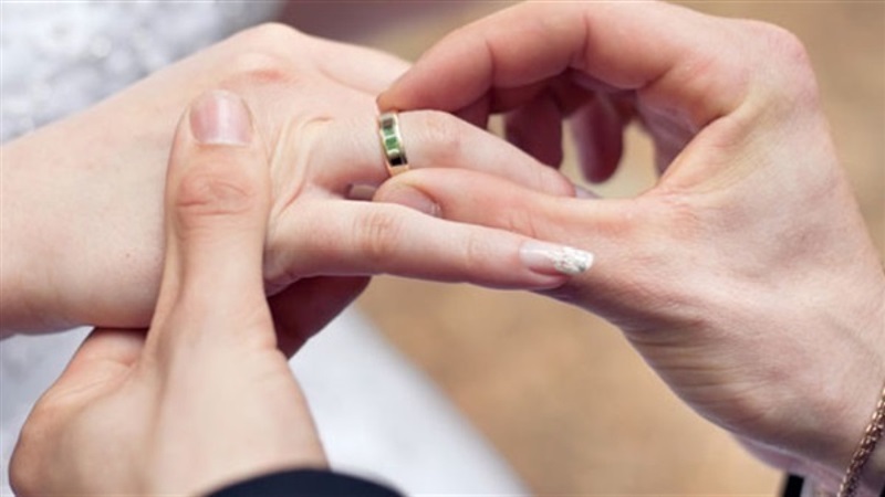 تفسير حلم شخص يحبني ويريد الزواج مني لابن سيرين