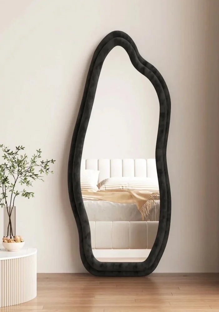 ما هو تفسير رؤية المرايا في المنام لابن سيرين