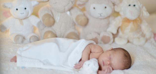 أهم 20 تفسير لرؤية طفلين في المنام لابن سيرين